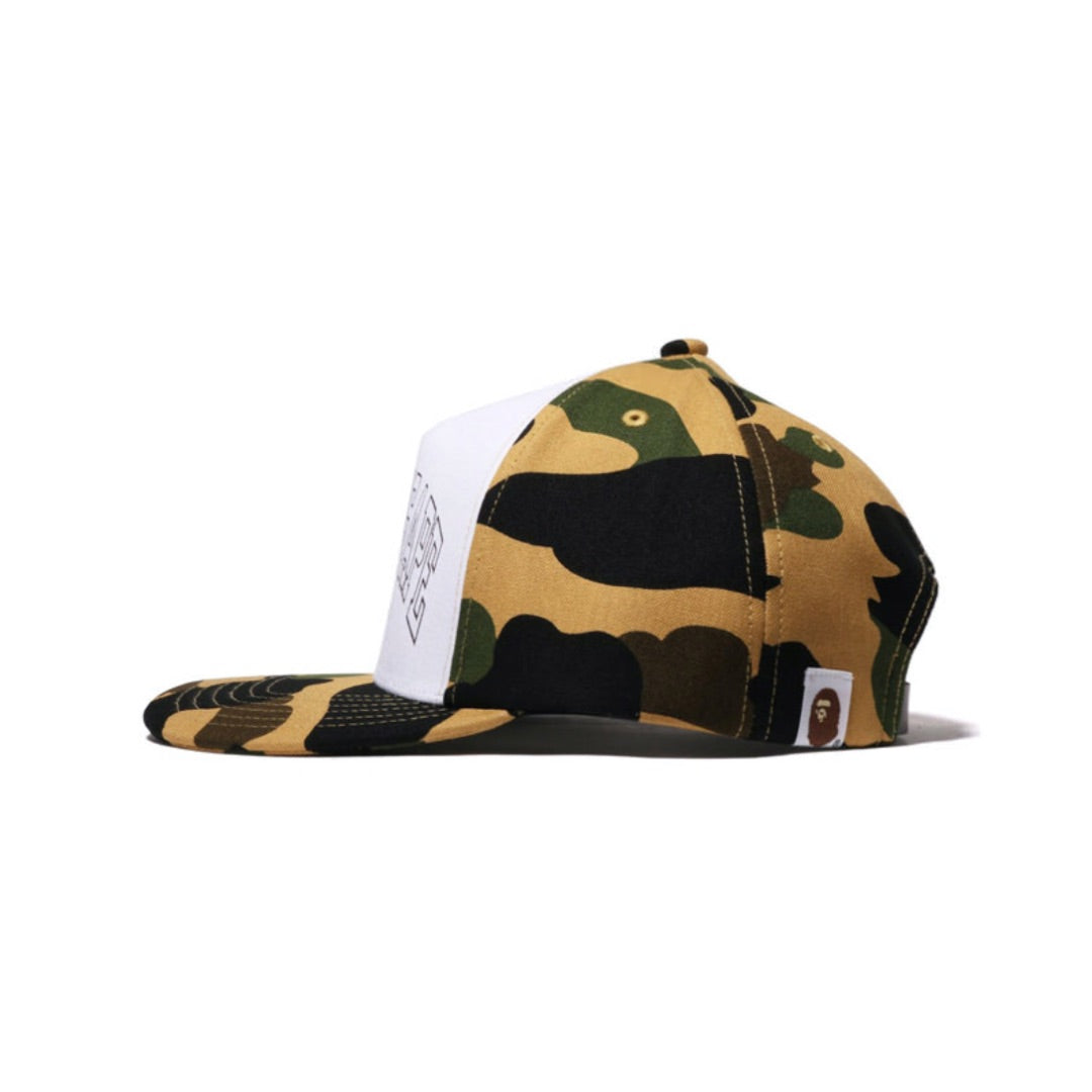 BAPE 1ST CAMO CAP WHITE / TAN