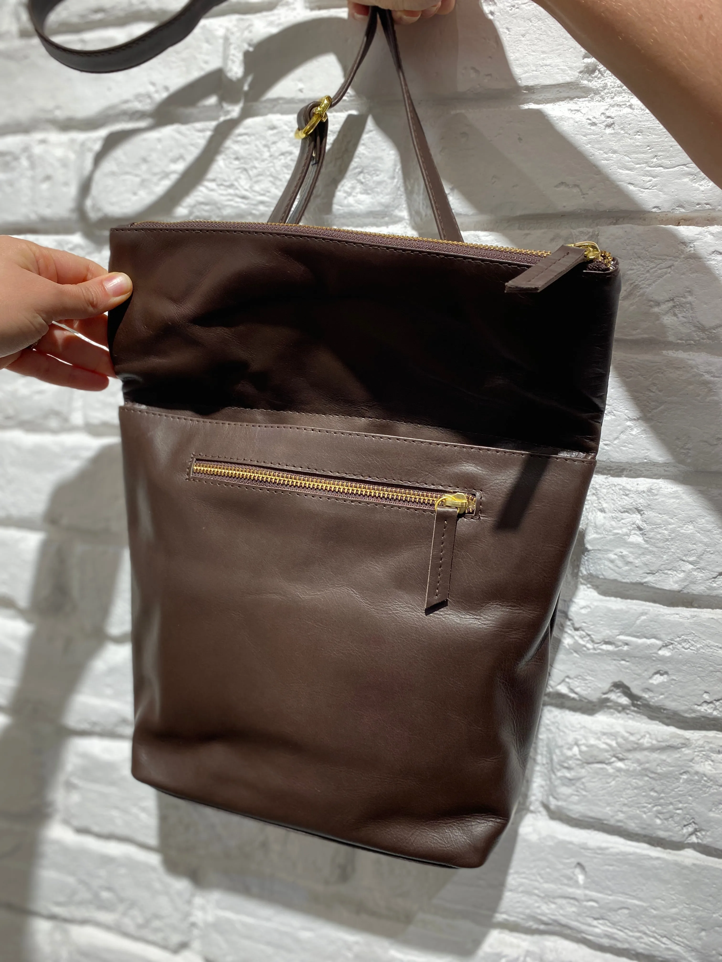 Duffle&Co: The Zahra Bag - Chocolate