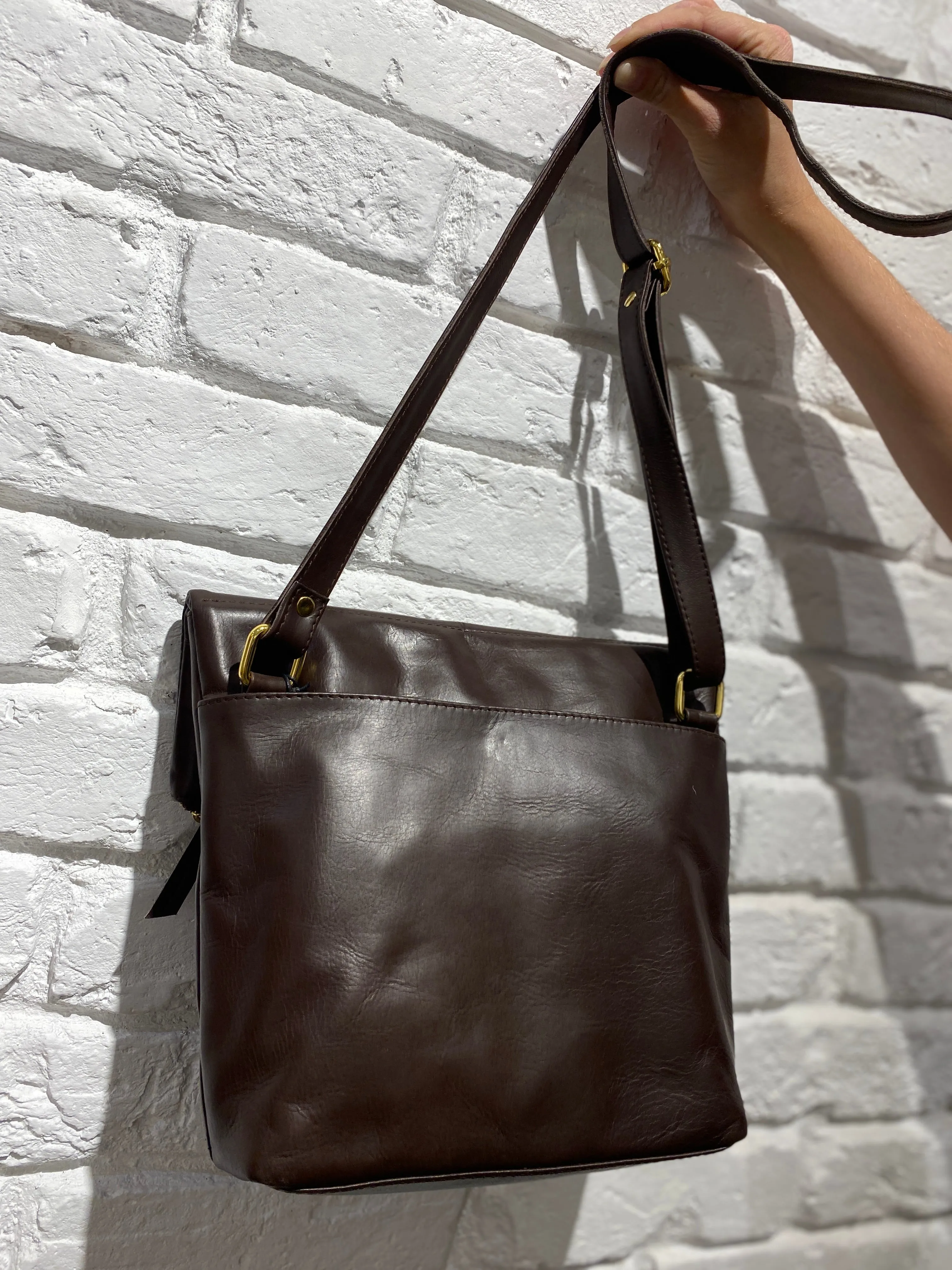 Duffle&Co: The Zahra Bag - Chocolate