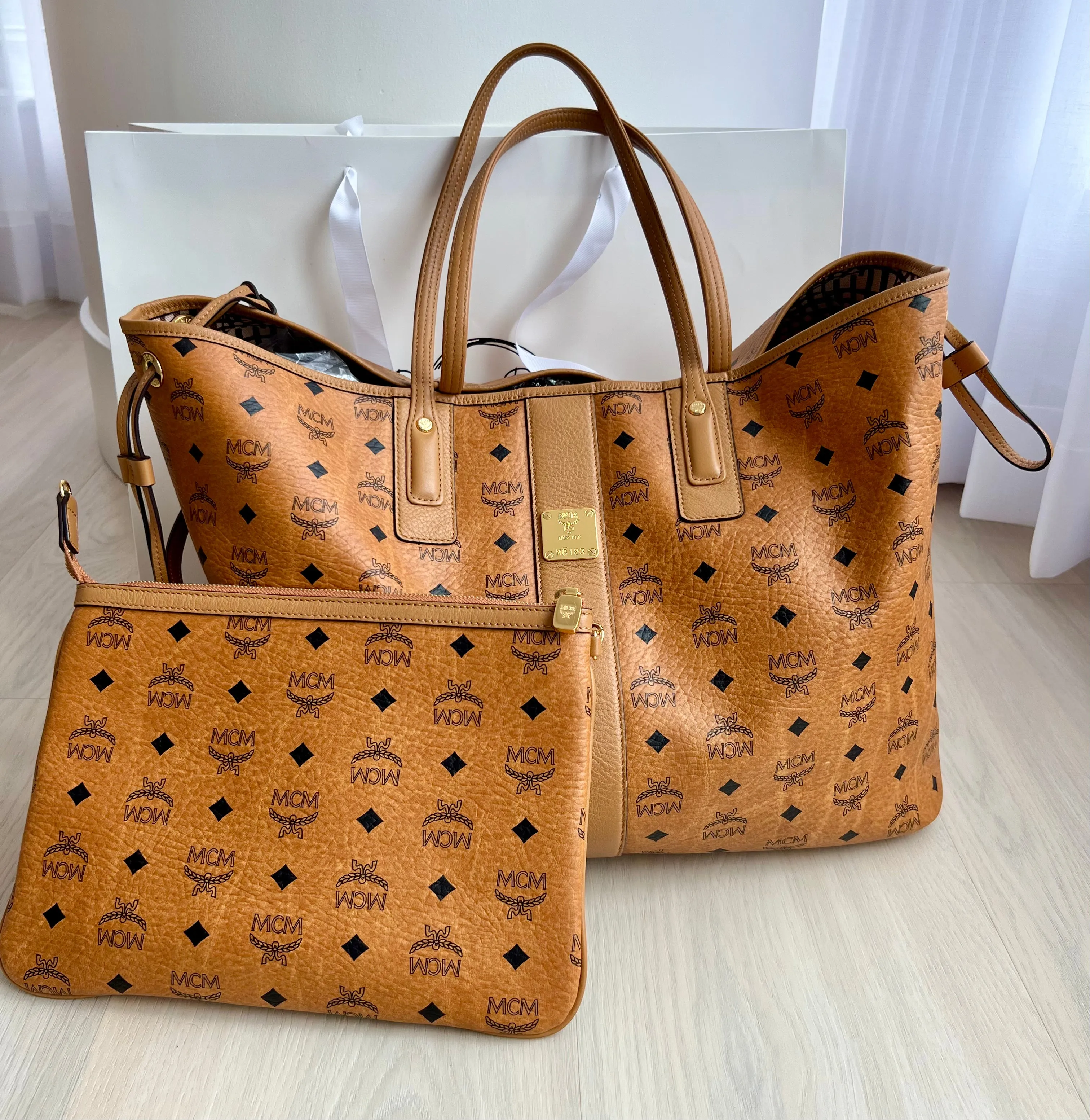 MCM Reversible Liz Shopper Bag