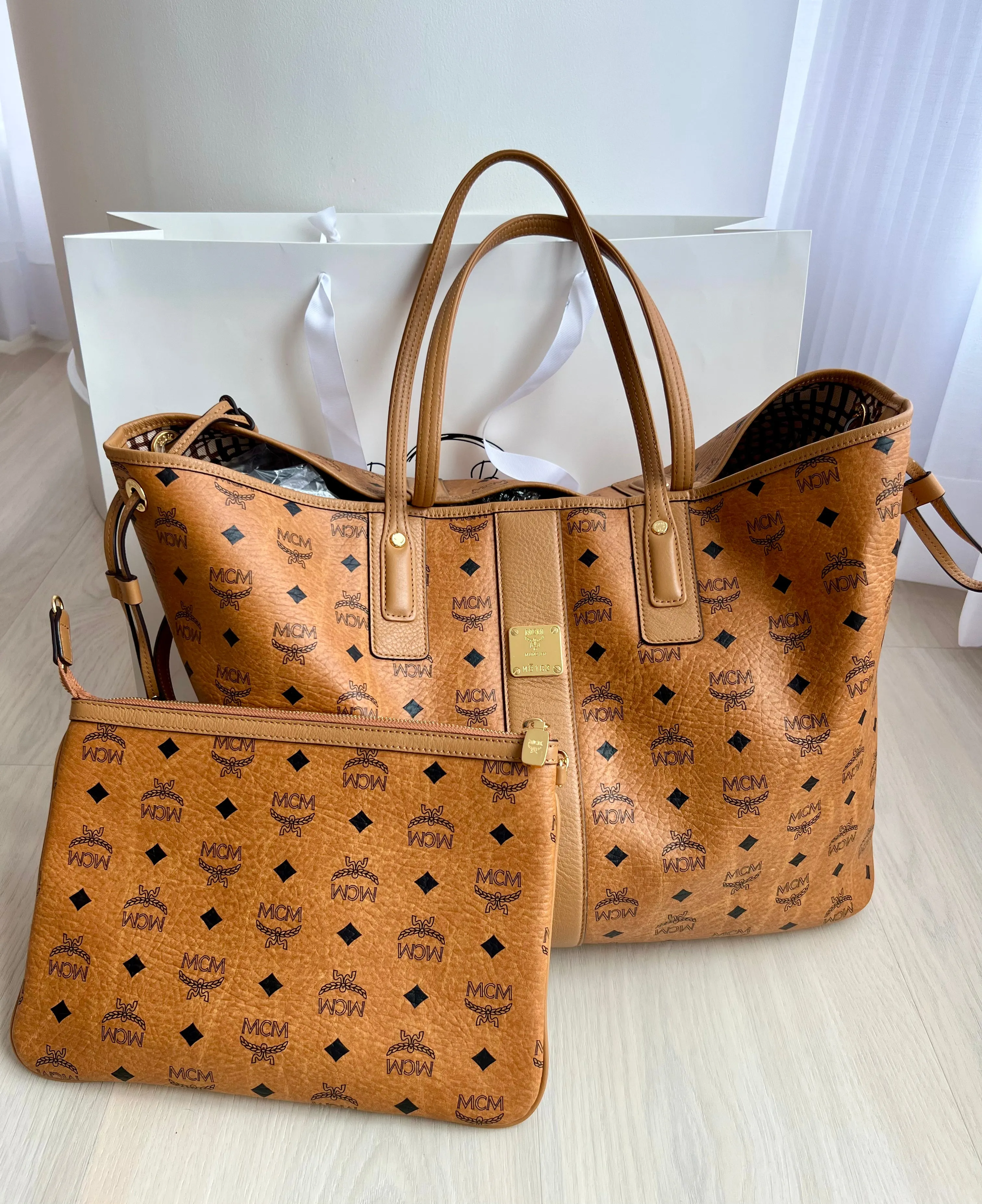 MCM Reversible Liz Shopper Bag