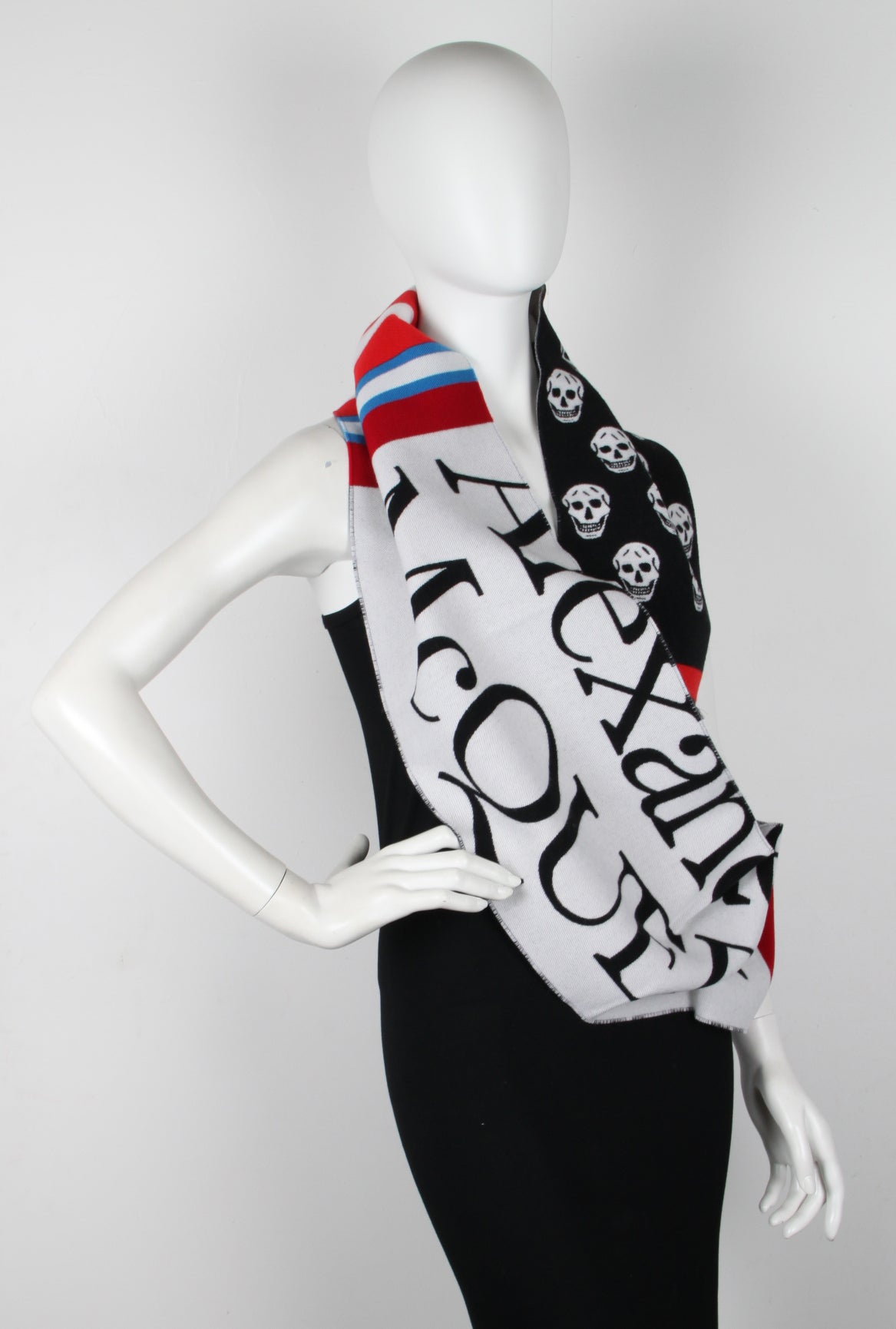 Skull and Stripes Logo Scarf, Black/Grey