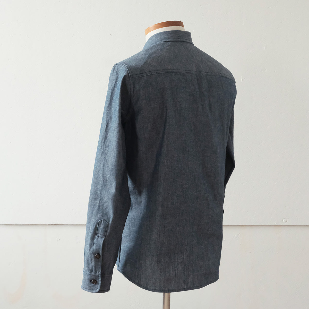 Weathervane Shirt –  Smoke Chambray